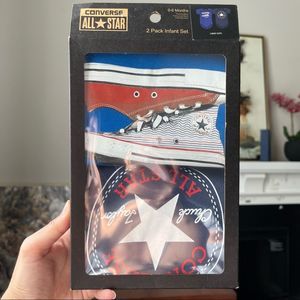 New in gift box Converse Infant Baby Bodysuit Set for 0-6 Months (2 Pack）Blue